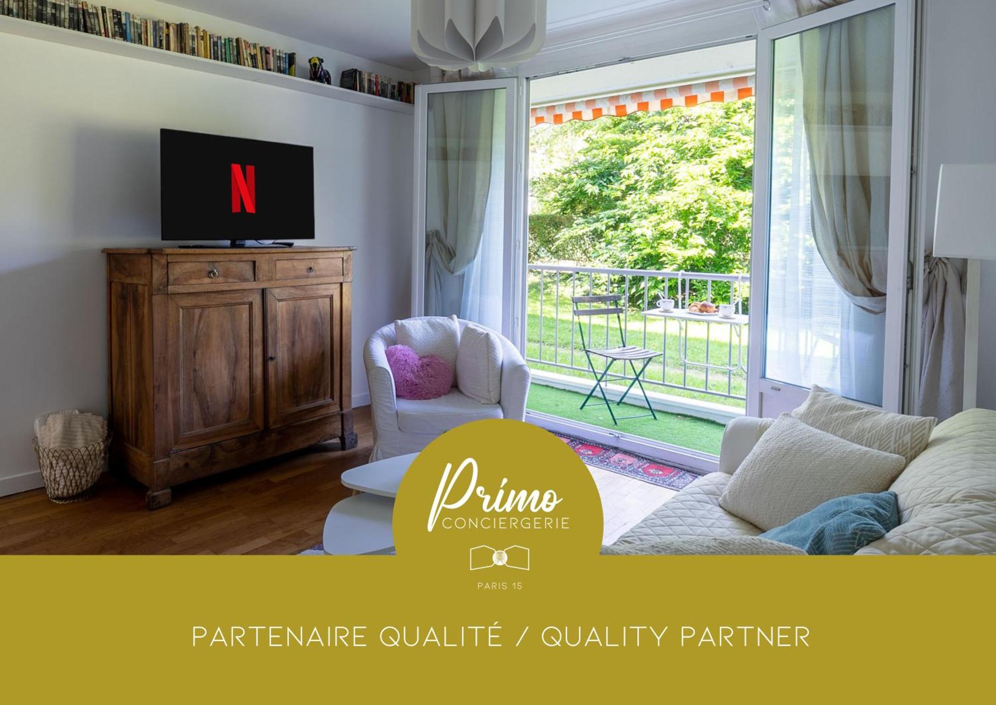 Le Chateaubriand - Calme, Balcon Et Parking Chatenay-Malabry Exterior photo